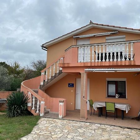 Apartamento Waimarie Fažana Exterior foto