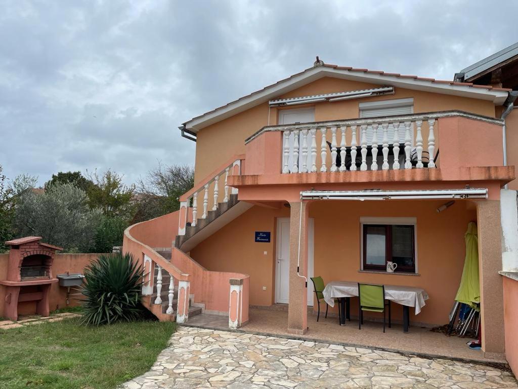 Apartamento Waimarie Fažana Exterior foto