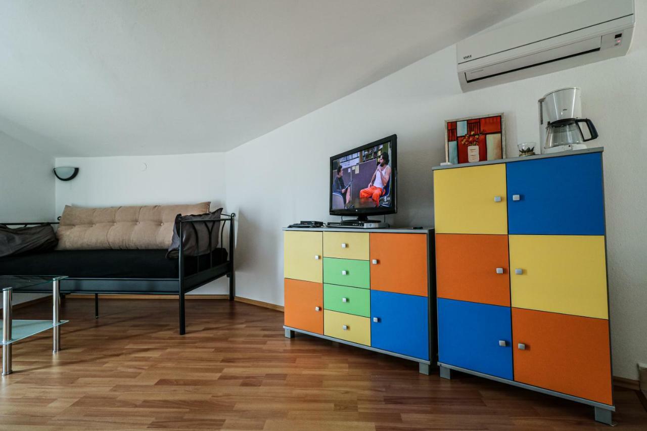 Apartamento Waimarie Fažana Exterior foto