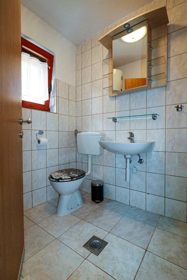 Apartamento Waimarie Fažana Exterior foto